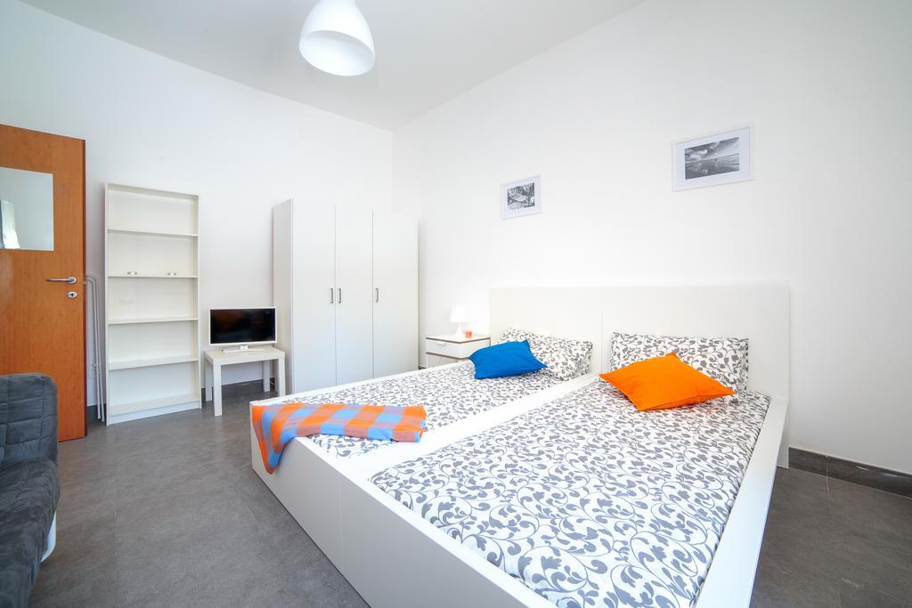 Ponte Tiberio Apartment Rimini Exterior foto